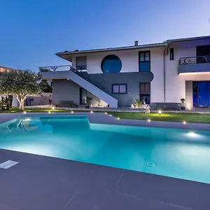  Ferienhaus Teocrito Piscina & Mare